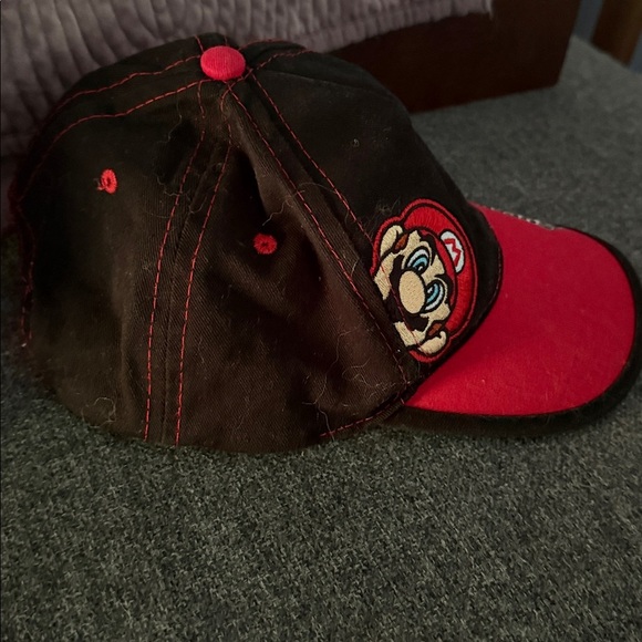 Super Mario Black and Red Cap Boys Hat - Picture 4 of 9